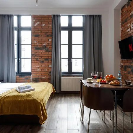 Golden - Cozy - Great Location&k28 *