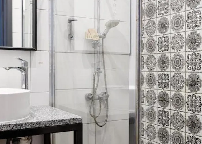 아파트 Golden - Cozy - Great Location&k28 *